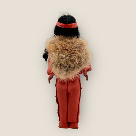 Vintage Native American-Inspired 7.5 inch Doll Beaded Necklace Leather Outfit - Picture 2 of 4